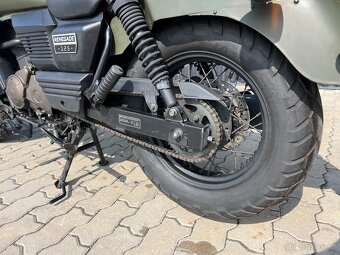 2020 UM RENEGATE COMMANDO 125 ccm naj 6000 km - 9