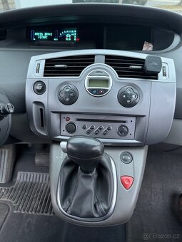 Prodam osobní automobil Renault scénic kombik. - 9