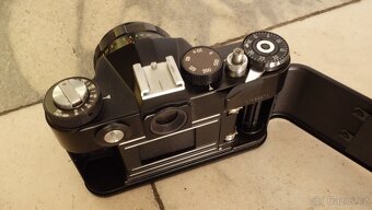 Zenit TTL, pouzdro - 9