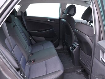 Hyundai Tucson 2,0 CRDi 100kW 4x4 Trikolor CZ (2016) - 9