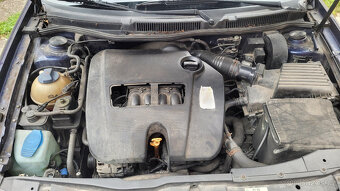 Prodám VW Golf 4 1.6 74kW - 9