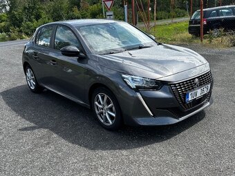 Peugeot 208 1.2i 55kw, r.2024, 17 500km, 1.maj., serviska - 9