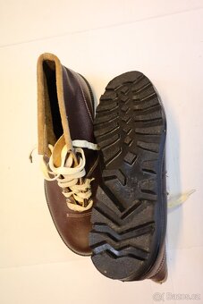 Nové kožené  boty - 9