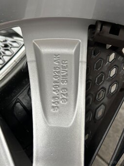 Originální alu kola Kodiaq R19 - 9