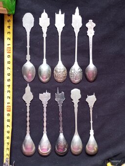 Sběratelské lžičky, vidličky, nože - celkem 106 ks - 9