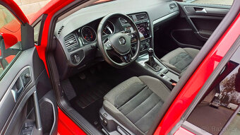 VW Golf 1.4 TSI 92kW Maraton Edition-1.maj-ČR-NEHAV-DPH - 9