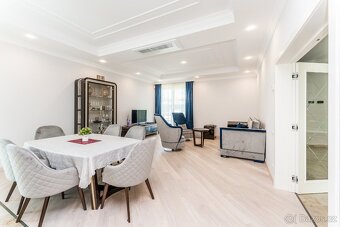 Prodej luxusní vily v Troji - 9