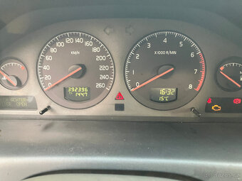 Volvo V70II bifuel - 9