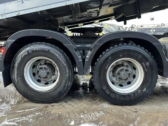 Volvo FMX 540 6x4 / kombinace tahač + sklápěč / zvedačka - 9