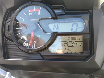 Suzuki DL 650 V-Strom - 9