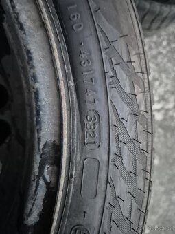 Komplet kola 205/55 R16 zimní pneu Superb - 9
