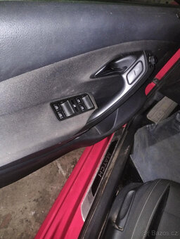 2012 Volkswagen polo 1.2tsi vyhřívaná sedadla, digitální kli - 9