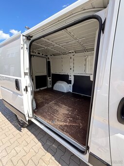 Peugeot Boxer L1H1 2,0bHDi 96kW najeto 155 600km - 9