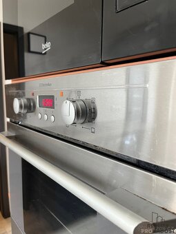 Pronájem bytu 2+1, 68 m² – po kompletní rekonstrukci, centru - 9