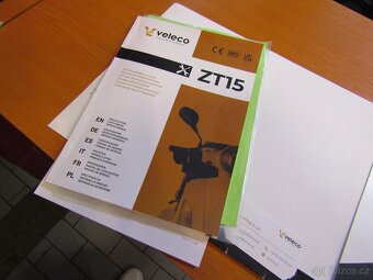 Elektrický invalidní vozík VELECO - 9