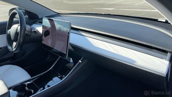 Tesla 3, AWD, 2019, HW3, FSD za 200 000 Kč - 9