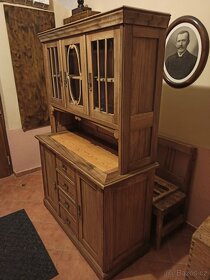 velká stará kredenc - 9