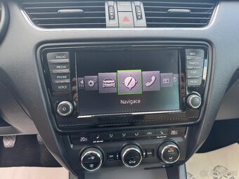 Škoda Octavia 3 combi 1.6TDI 81KW LED XENON ALU TAŽNÉ - 9