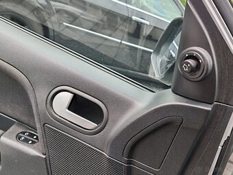 Ford Fusion 1.4i,16V 59kW,2012 - 9