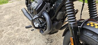Moto Guzzi v9 Bobber - 9