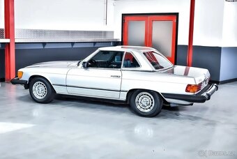 Mercedes 380 SL R107 2 střechy TOP stav - 9