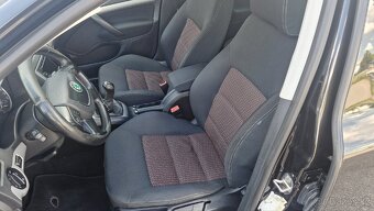 Škoda Octavia Combi 2,0 TDi Sport 103 kW - 9