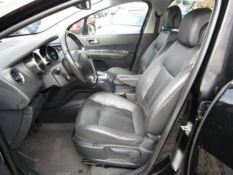 Peugeot 5008 2.0 HDi , 120 kW nafta, 2014 - 9