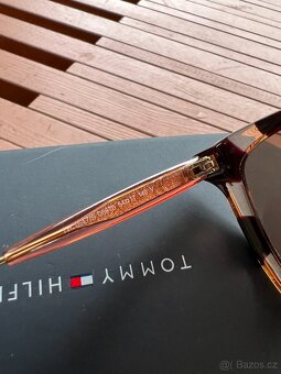Sluneční brýle Tommy Hilfiger - 9