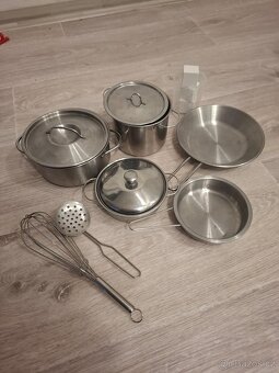 Dřevěná kuchyňka + příslušenství - 9