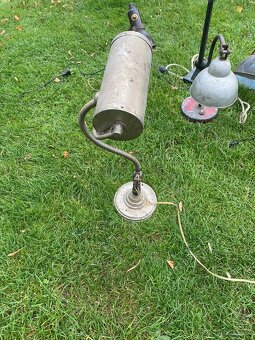 lampa retro lampa dílenská lampa industriální bankéřka - 9