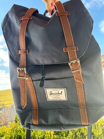 Herschel sada cestovní taška a batoh - 9
