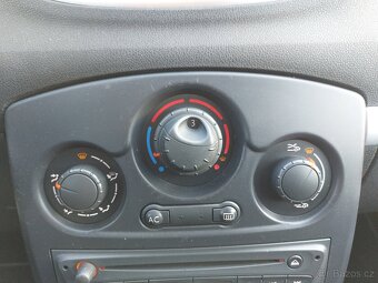 Renault Clio, 1.2 16V 74kW KLIMA NAVIGACE - 9