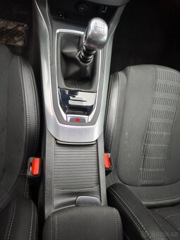 Peugeot 308 sw 1,2 purtech 96 kw - 9