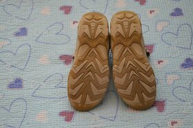 32 33 Adidas goretex Essi DZO Santé boty sandálky - 9