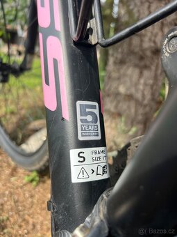 Dámské horské kolo KROSS LEA 29” - 9