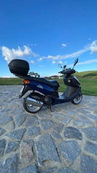 Skútr Daelim NS125 - 9