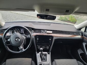 Volkswagen Passat B8 2.0 TDi 110 kW 2018 135tis. Km - 9