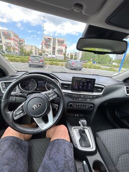 Kia ceed 1.6 crdi AUTOMAT - 9