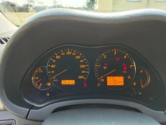 Toyota Avensis 2.2 D-4D 130kW r.v. 2007 - 9