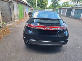 Honda civic - 9