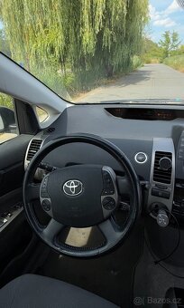 Toyota Prius - 9