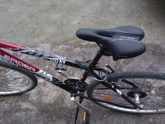 Nové Trekingové , crossové  kolo  rám 17 - 9