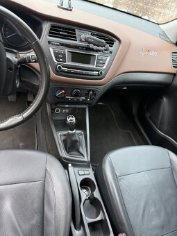 PRODÁM Hyundai i20  1.2 Benzín+LPG - 9