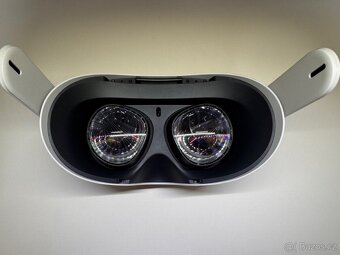 Meta Quest 2 256GB + Elite Strap + pouzdro - 9