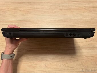 ASUS M50VN (T9400, 4GB DDR2, GeForce 9650GT 1GB, BluRay) - 9