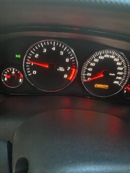 Cadillac SRX - 9