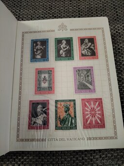 Album s Vatikánskymi známkami - 9