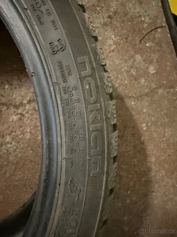 Zimní pneumatiky 225/40/18 Nokian+Matador - 9