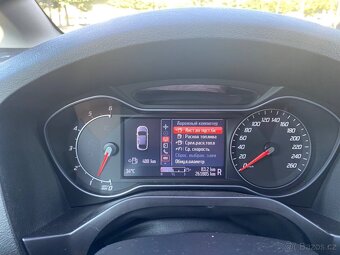 Ford S Max 2012 automat 2,0 TDCi 103kW top stav - 9