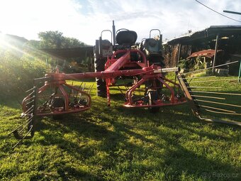 Vicon Haybob 300 - univerzální obraceč a shrnovač sena - 9